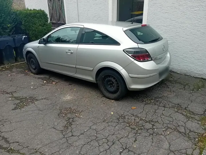 Opel Astra Gtc
