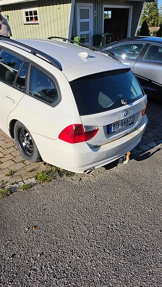 BMW 320D 2007 photo 4
