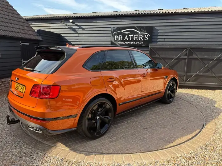 Bentley Bentayga 2018 photo 4