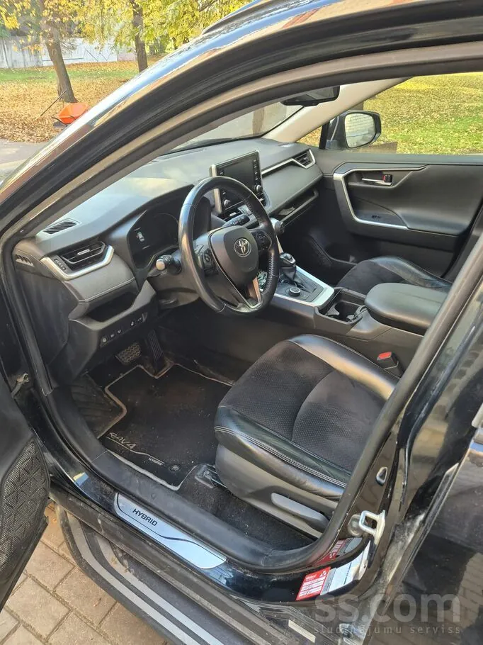 Toyota Rav4 2020 photo 4