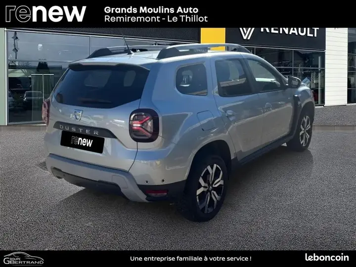 Dacia Duster 2022 photo 2