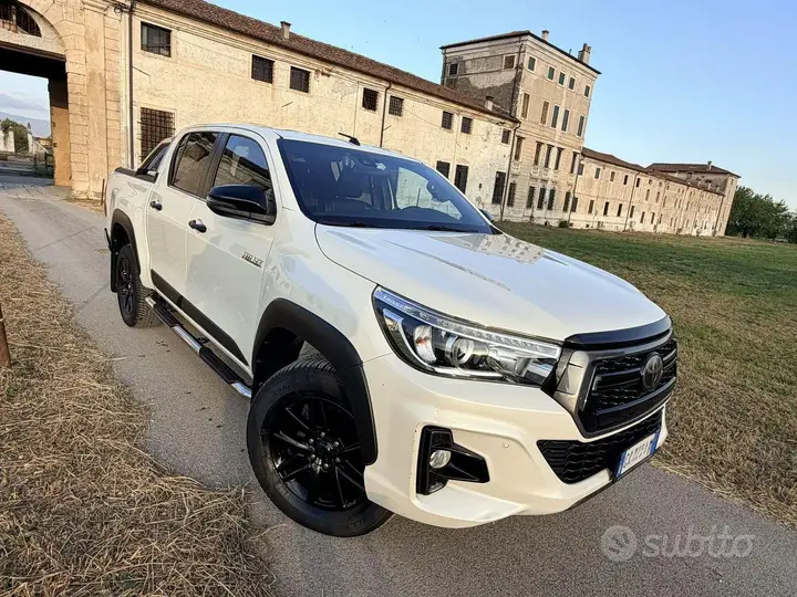 Toyota Hilux 2020 photo 4