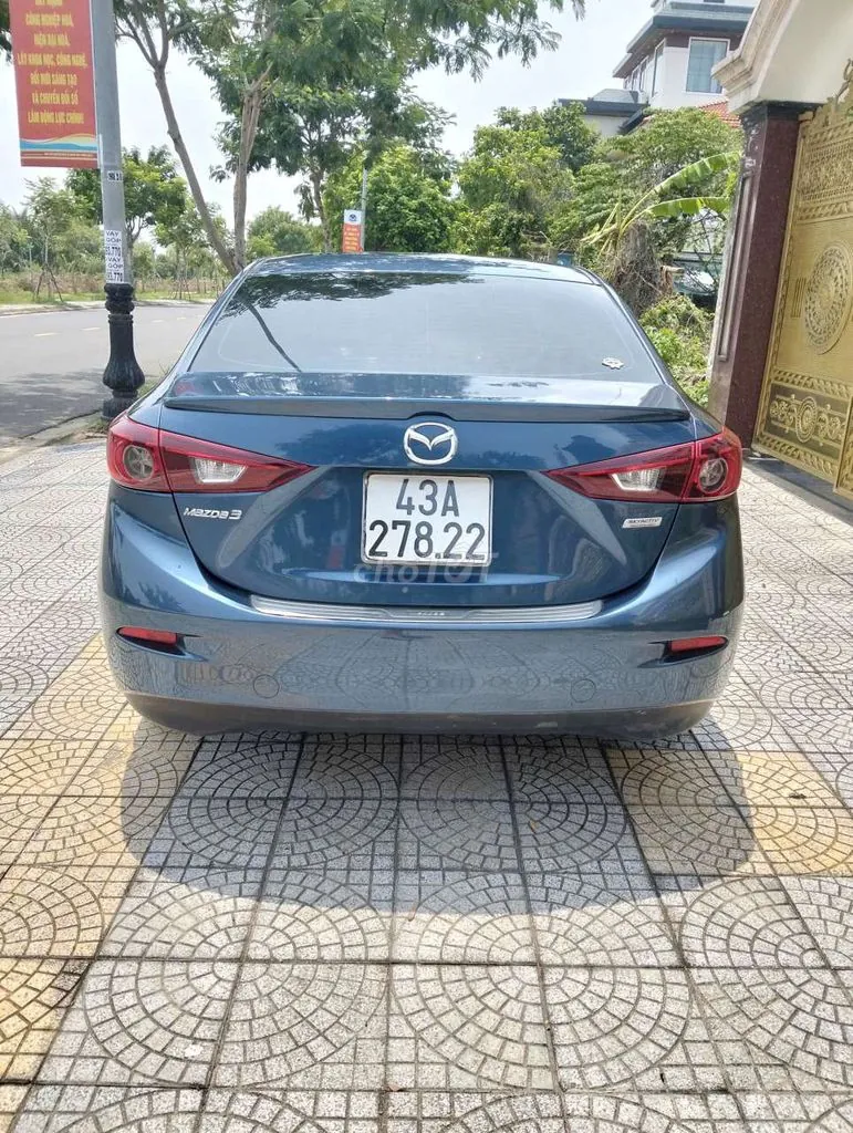 Mazda 3 2017 photo 2