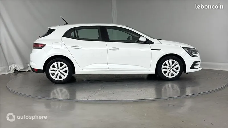 Renault Megane 2022 photo 4