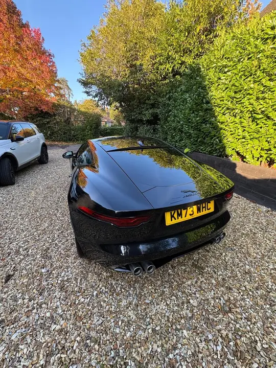 Jaguar F-Type 2023 photo 2
