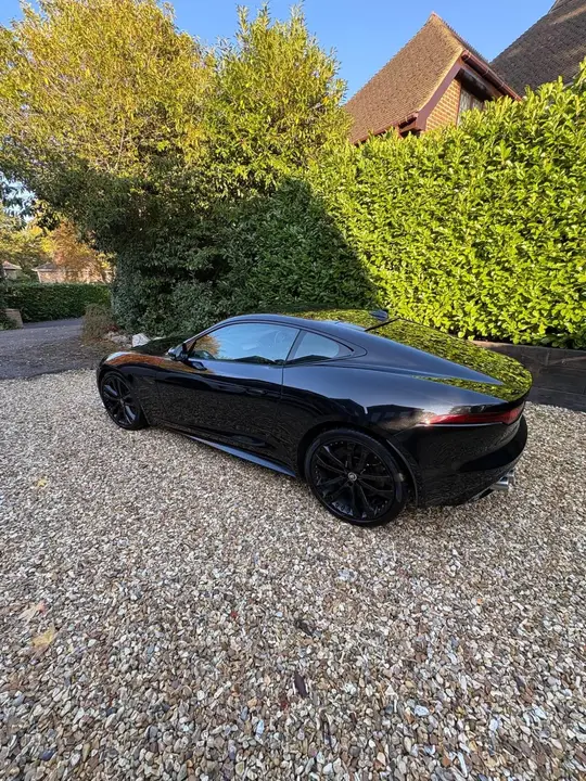 Jaguar F-Type 2023 photo 3
