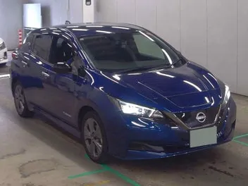 Nissan Leaf 2021 photo 2