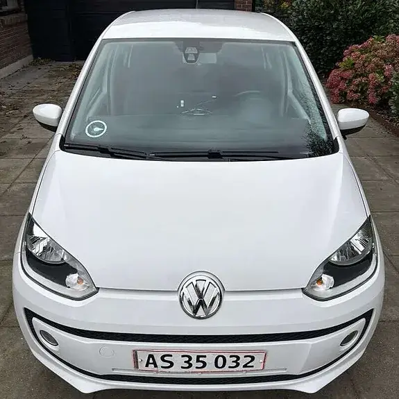 Volkswagen Up 2015 photo 3