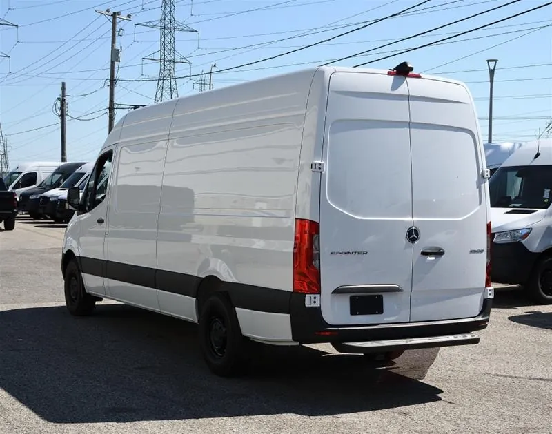 Mercedes-Benz Sprinter 2025 photo 4