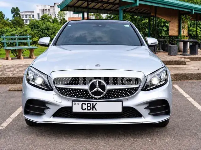 Mercedes-Benz C200 2020 photo 2