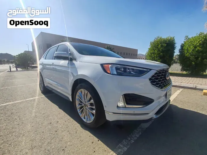 Ford Edge 2022 photo 2