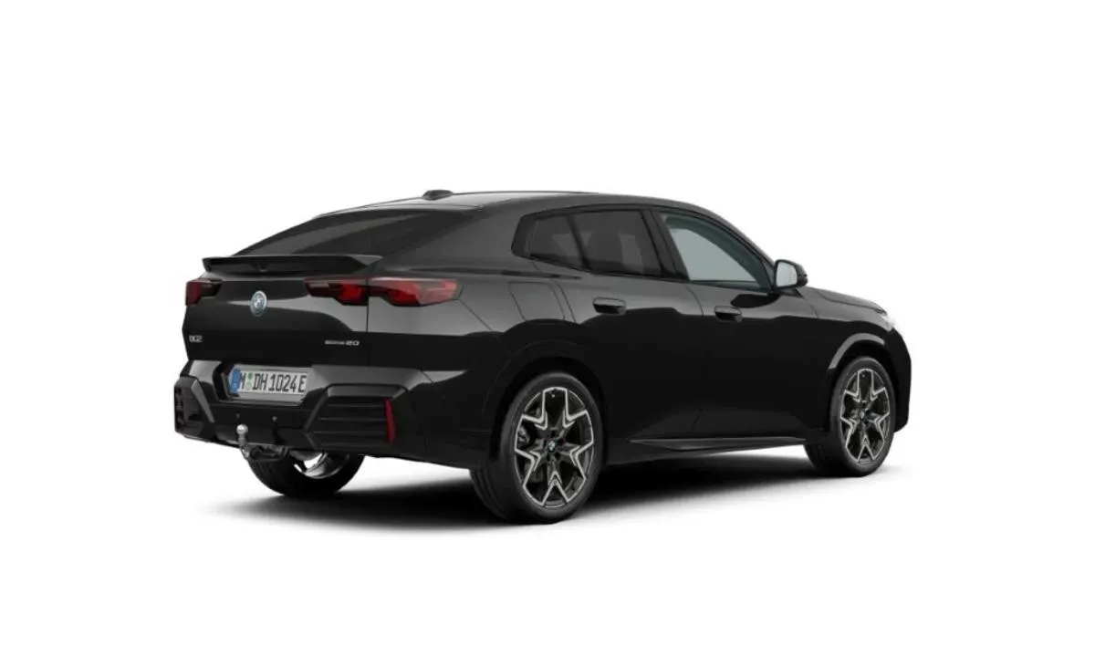 BMW Ix2 photo 3