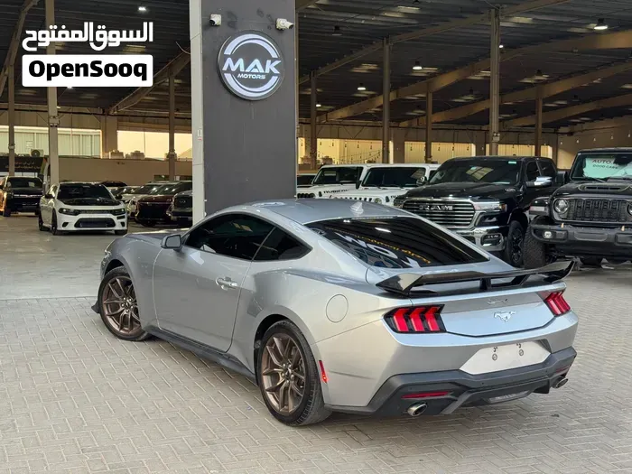 Ford Mustang 2024 photo 4