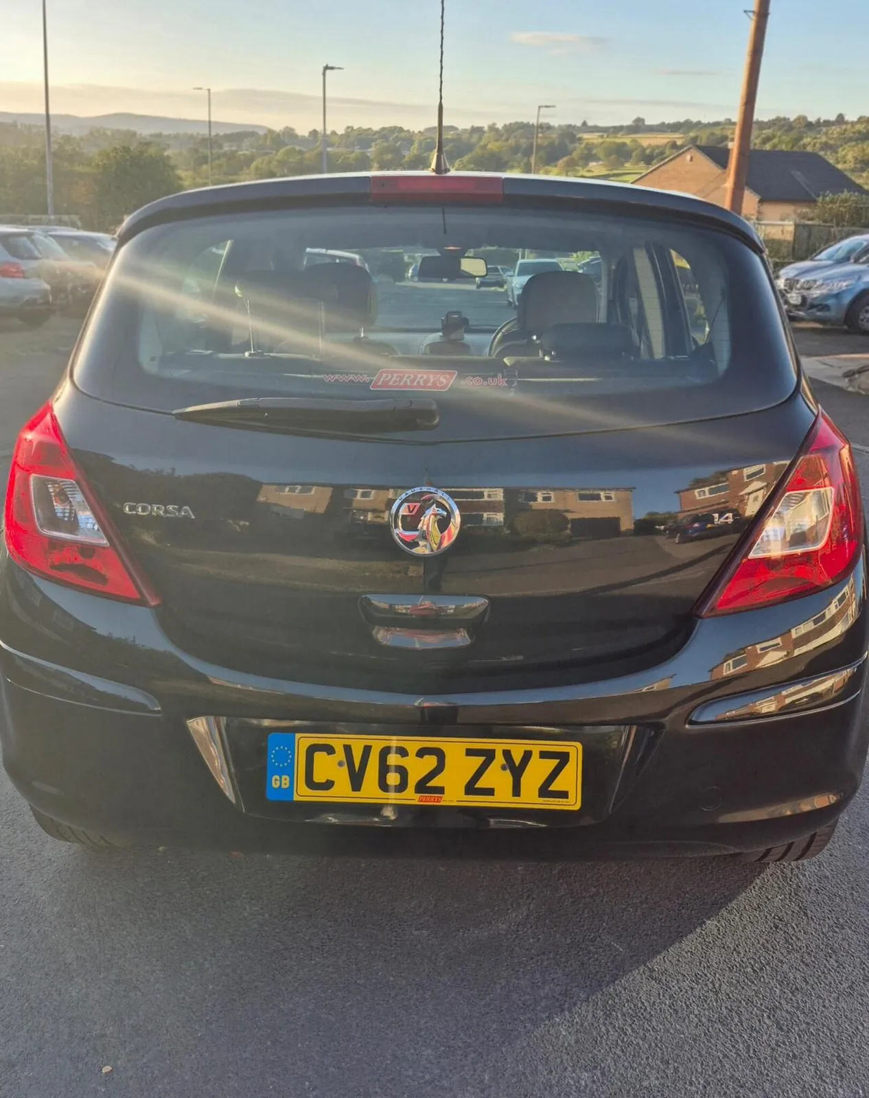 Vauxhall Corsa 2012 photo 2
