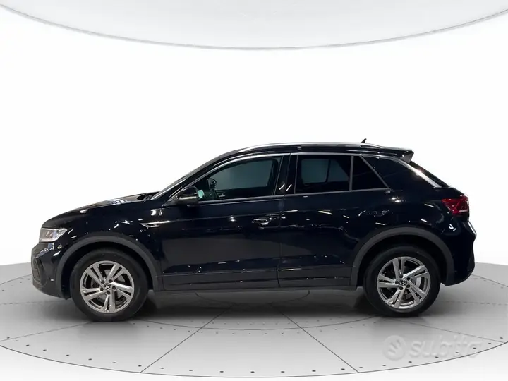 Volkswagen T-Roc 2023 photo 2