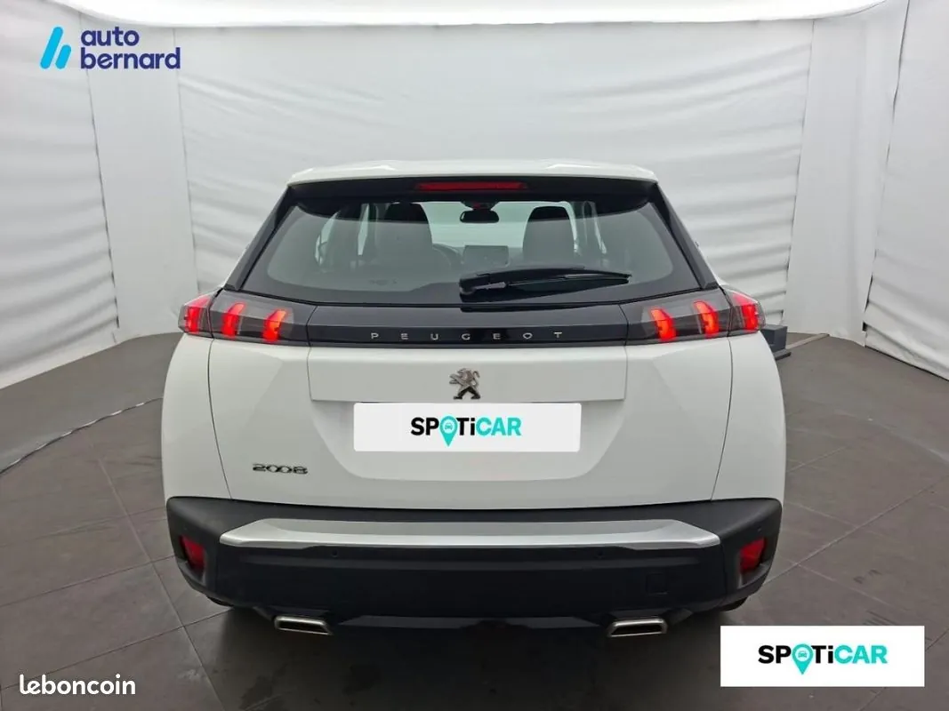 Peugeot 2008 2022 photo 5