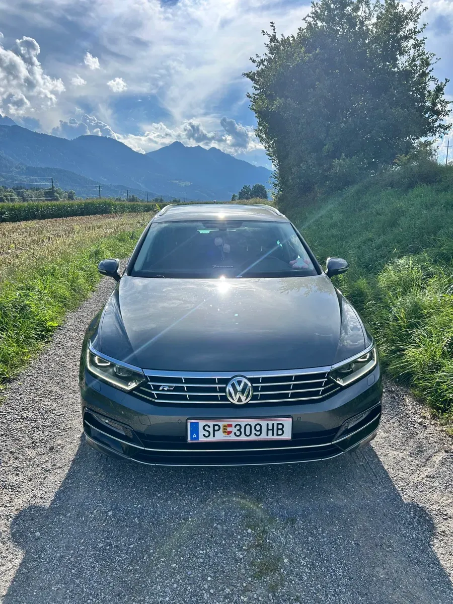 Volkswagen Passat 2016 photo 2