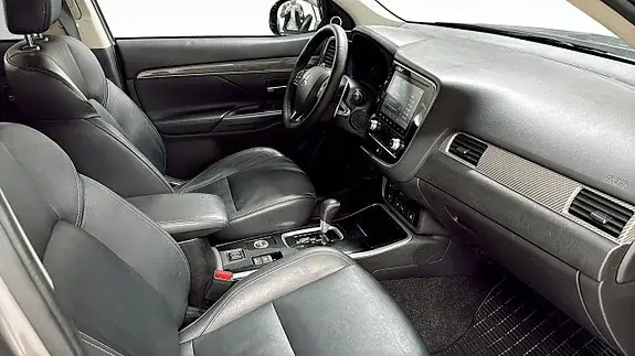 Mitsubishi Outlander 2020 photo 3