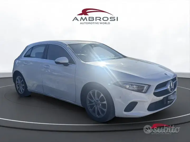 Mercedes-Benz A 180 2019 photo 2
