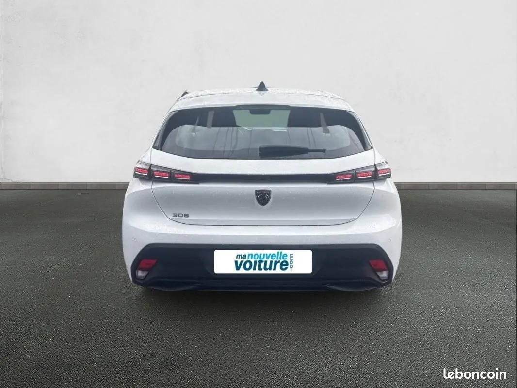 Peugeot 308 2023 photo 3