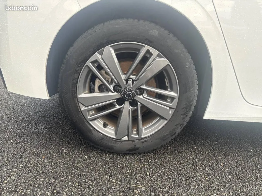 Peugeot 308 2023 photo 4
