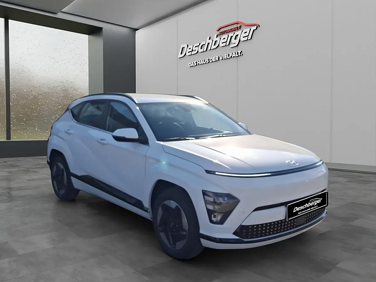 Hyundai Kona photo 2