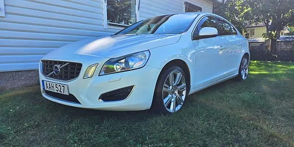 Volvo S60 2013 photo 4