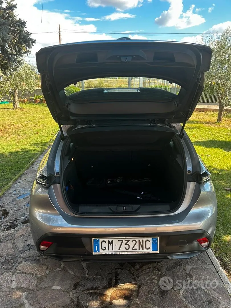 Peugeot 308 2023 photo 5