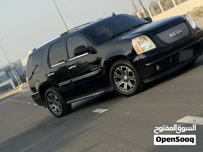 GMC Yukon Denali