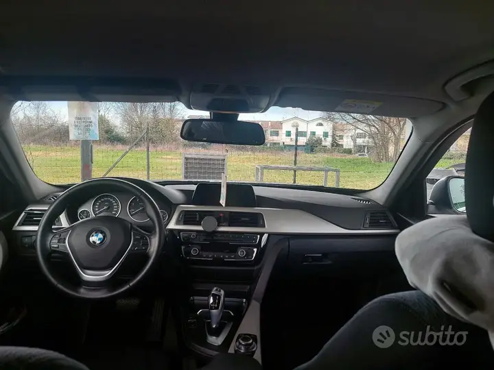 BMW 320D Touring 2015 photo 3