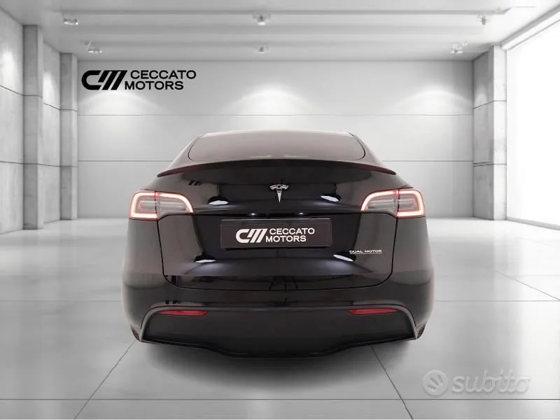 Tesla Model Y 2024 photo 5