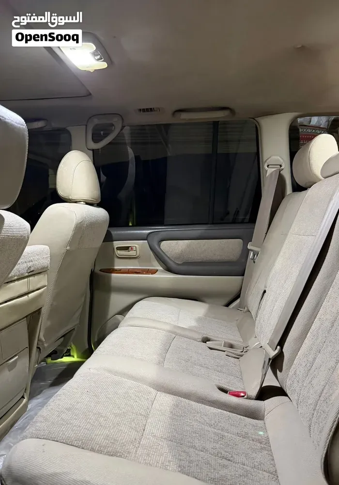 Toyota Land Cruiser 2006 photo 2