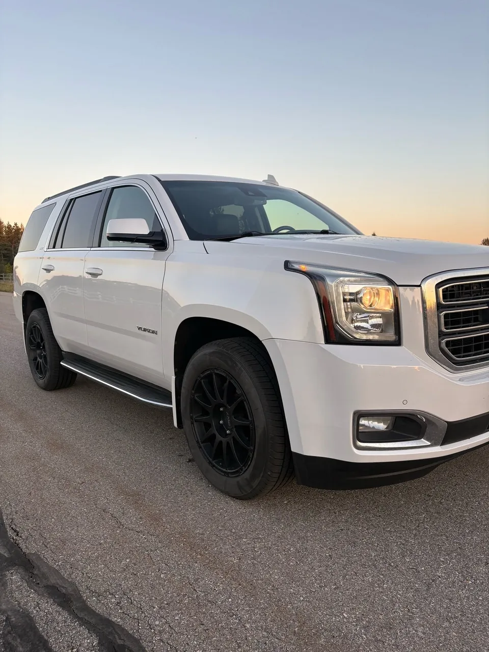 GMC Yukon 2015 photo 3