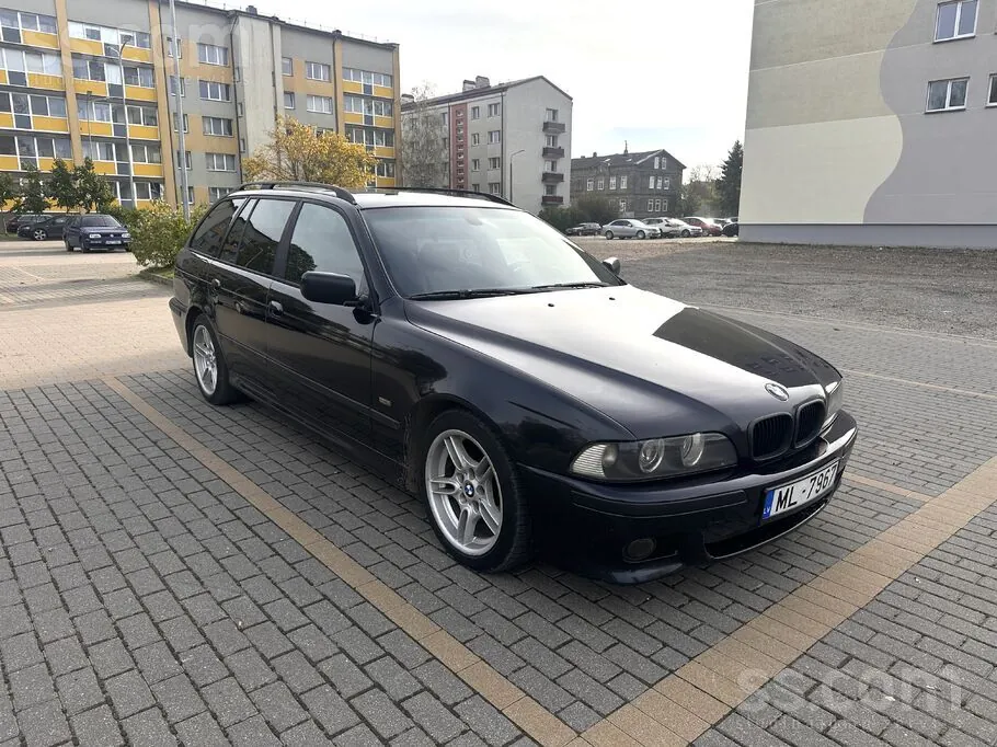 BMW E39 2003 photo 3