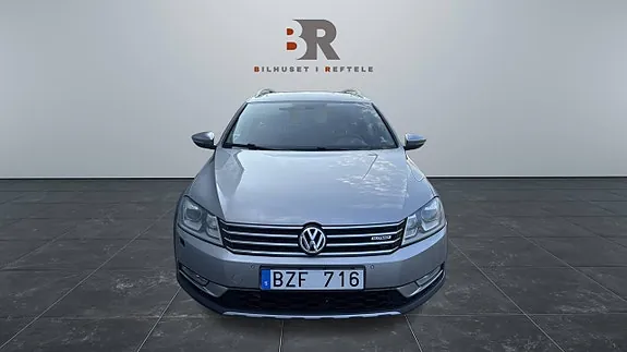 Volkswagen Passat Alltrack 2014 photo 2