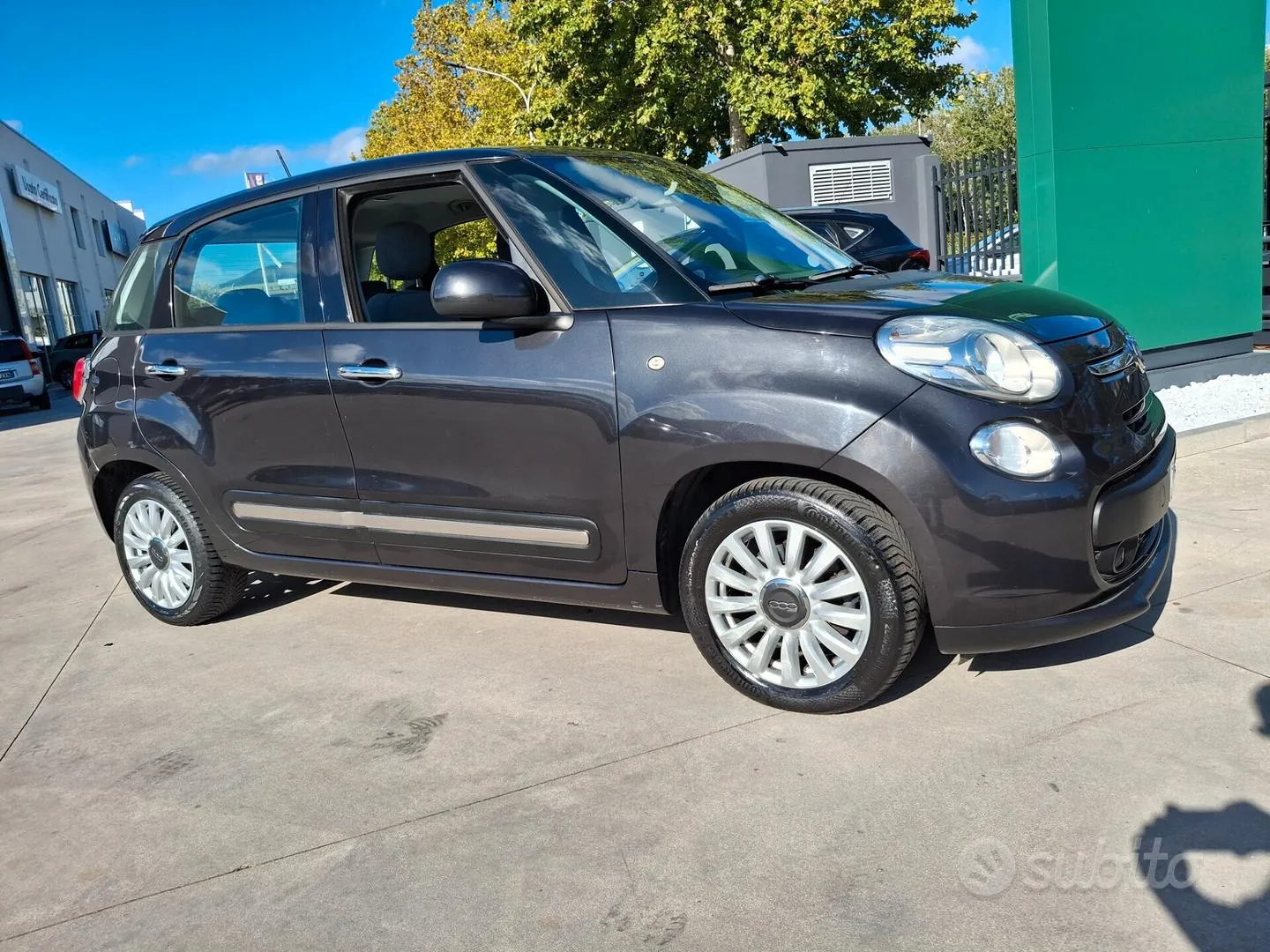 Fiat 500L 2016 photo 2