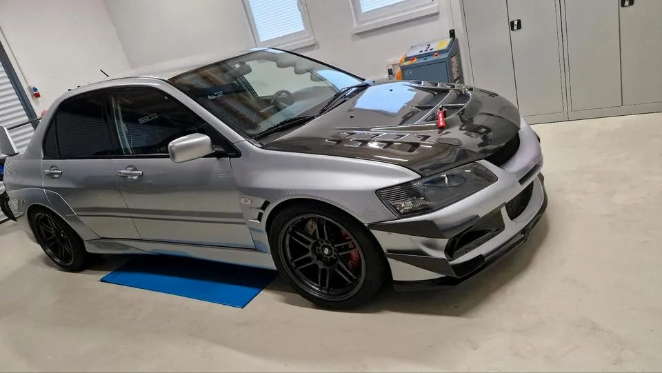 Mitsubishi Lancer Evolution 8 Viii