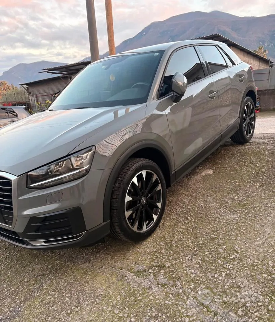 Audi Q2 2017 photo 2