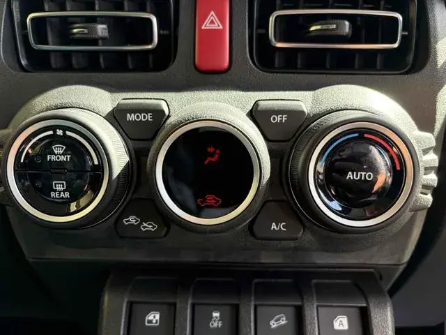 Suzuki Jimny photo 4