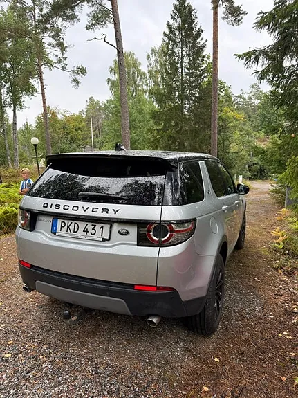 Land Rover Discovery Sport 2017 photo 2