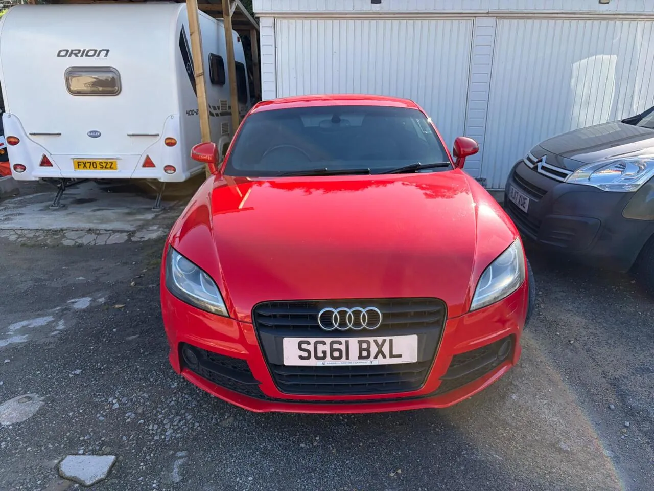 Audi Tt 2011 photo 2