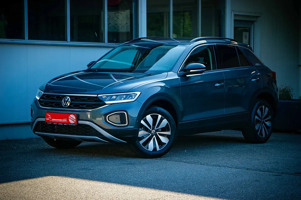 Volkswagen T-Roc 2025 photo 2