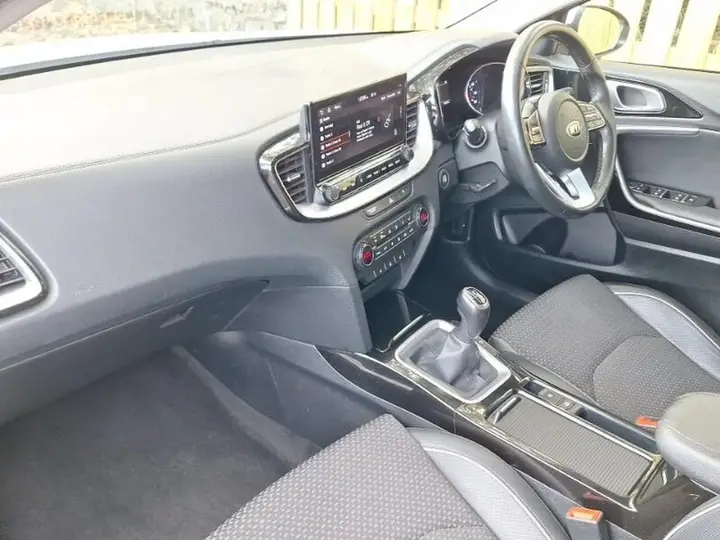 Kia Xceed 2020 photo 5