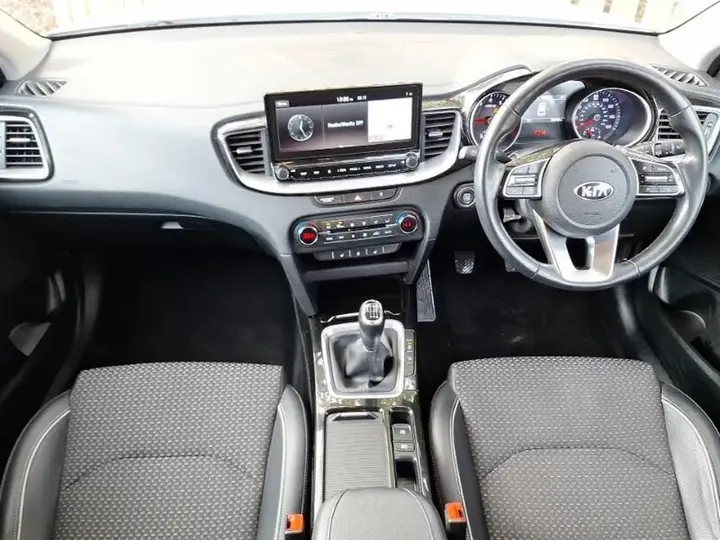 Kia Xceed 2020 photo 3