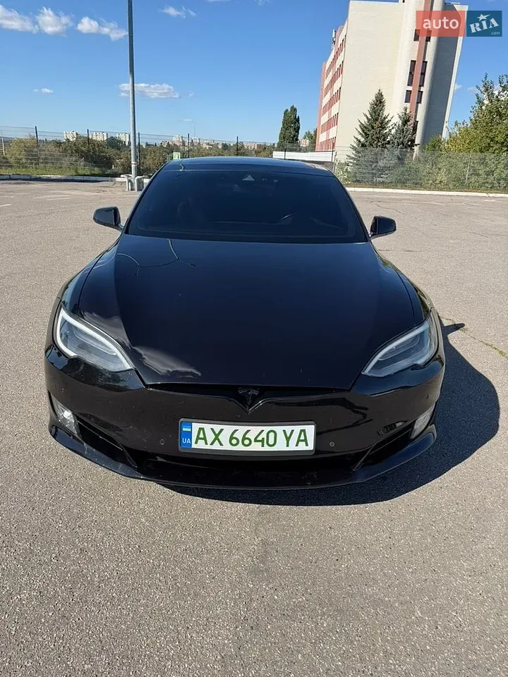 Tesla Model S