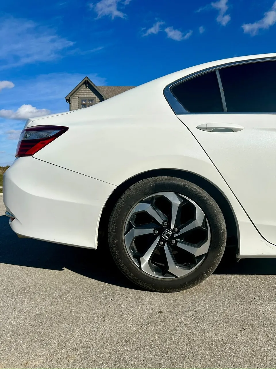 Honda Accord 2017 photo 2