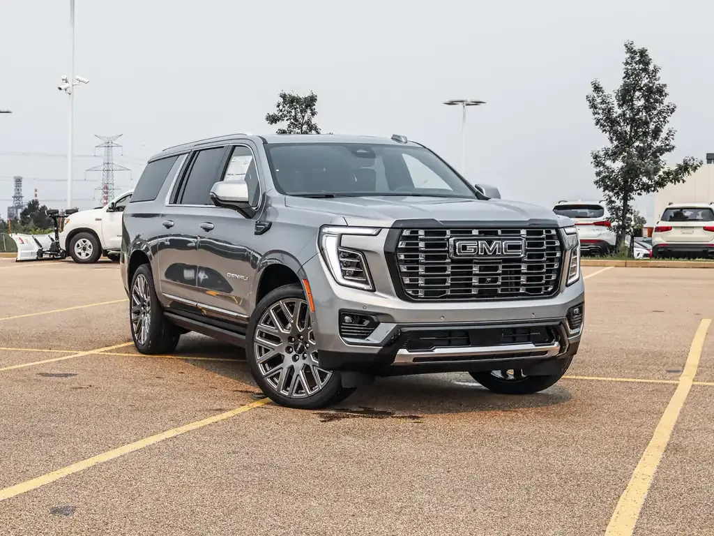 GMC Yukon 2026 photo 2