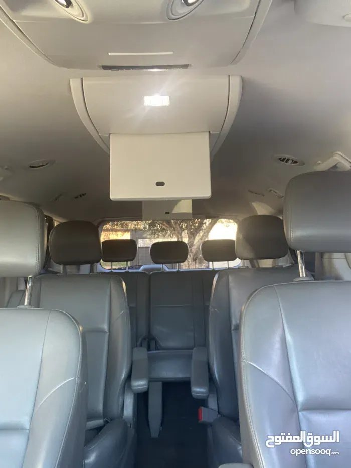Volkswagen Routan 2010 photo 4