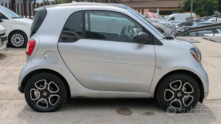 Smart Fortwo 2016 photo 2