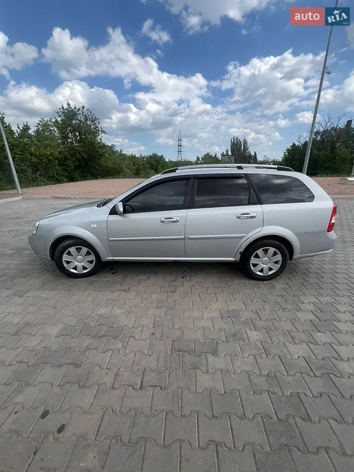 Chevrolet Nubira 2005 photo 2